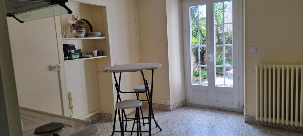 Super Appartement La Souterraine Exterior photo